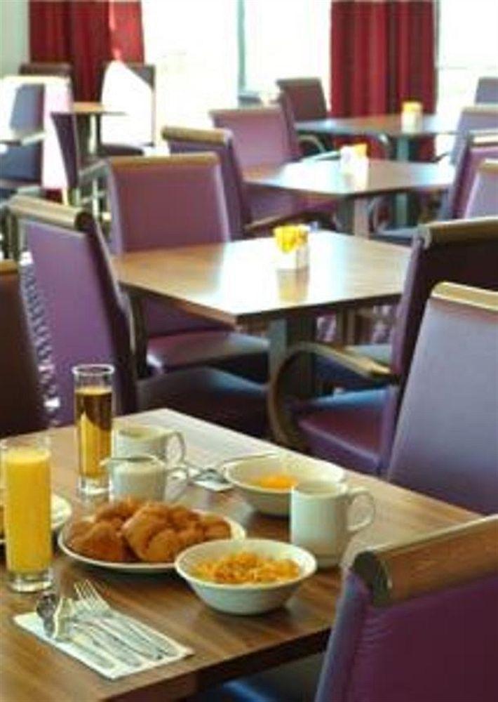 Holiday Inn Express Doncaster By Ihg Exteriör bild