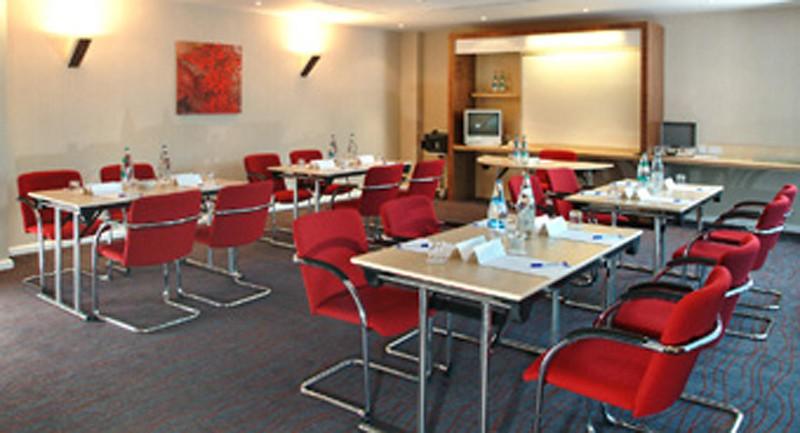 Holiday Inn Express Doncaster By Ihg Exteriör bild