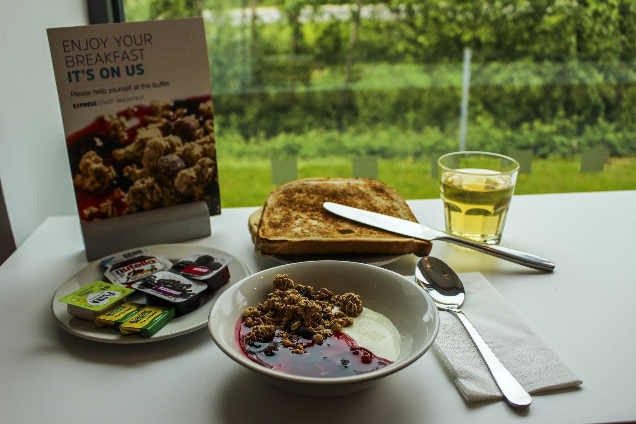 Holiday Inn Express Doncaster By Ihg Exteriör bild